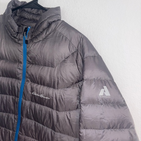 Eddie Bauer First Ascent Men's Lightweight Puffer Jacket - Picture 2 of 10